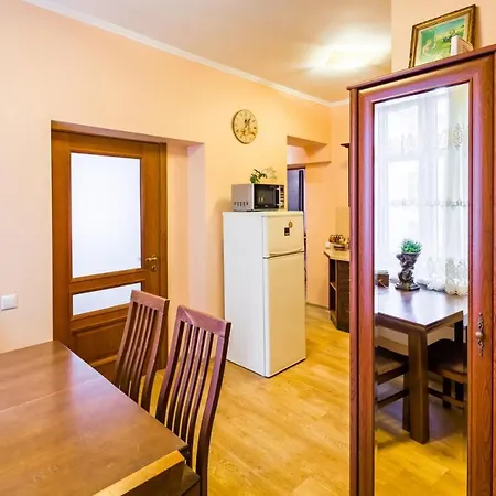 Romari Лесі Українки Apartment Lviv Exterior photo