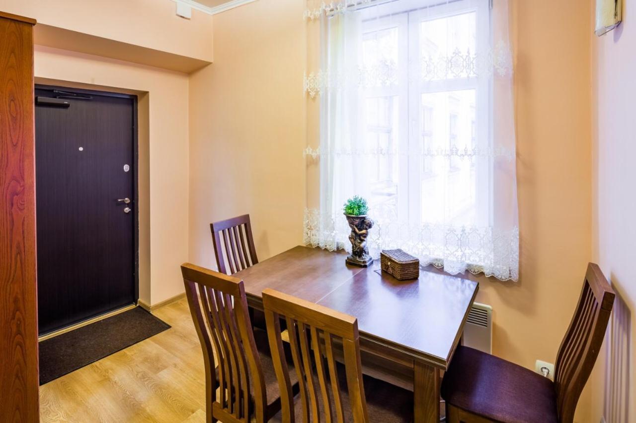 Romari лесі українки Apartment Lviv