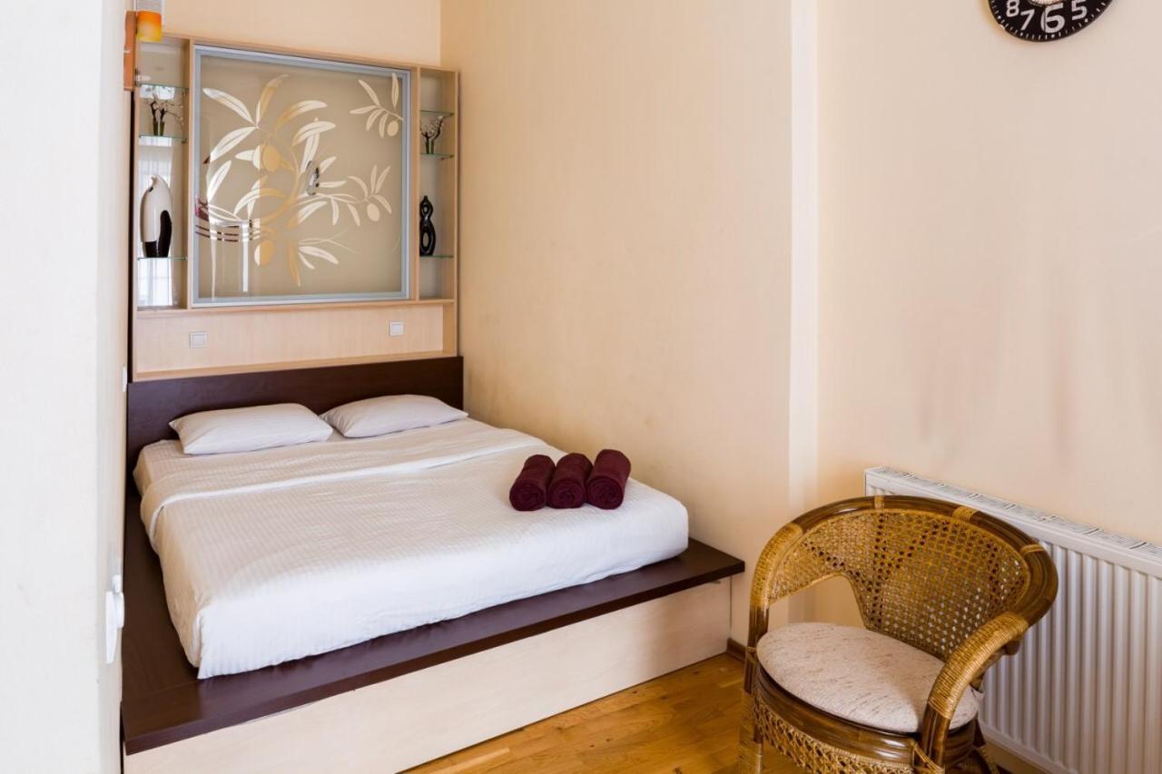 Romari лесі українки Apartment *